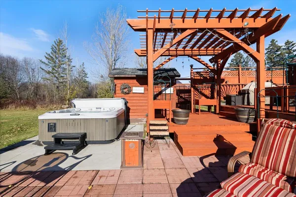 $279,900 | 4057 Highway 11, International Falls, MN 56649