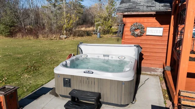 $279,900 | 4057 Highway 11, International Falls, MN 56649