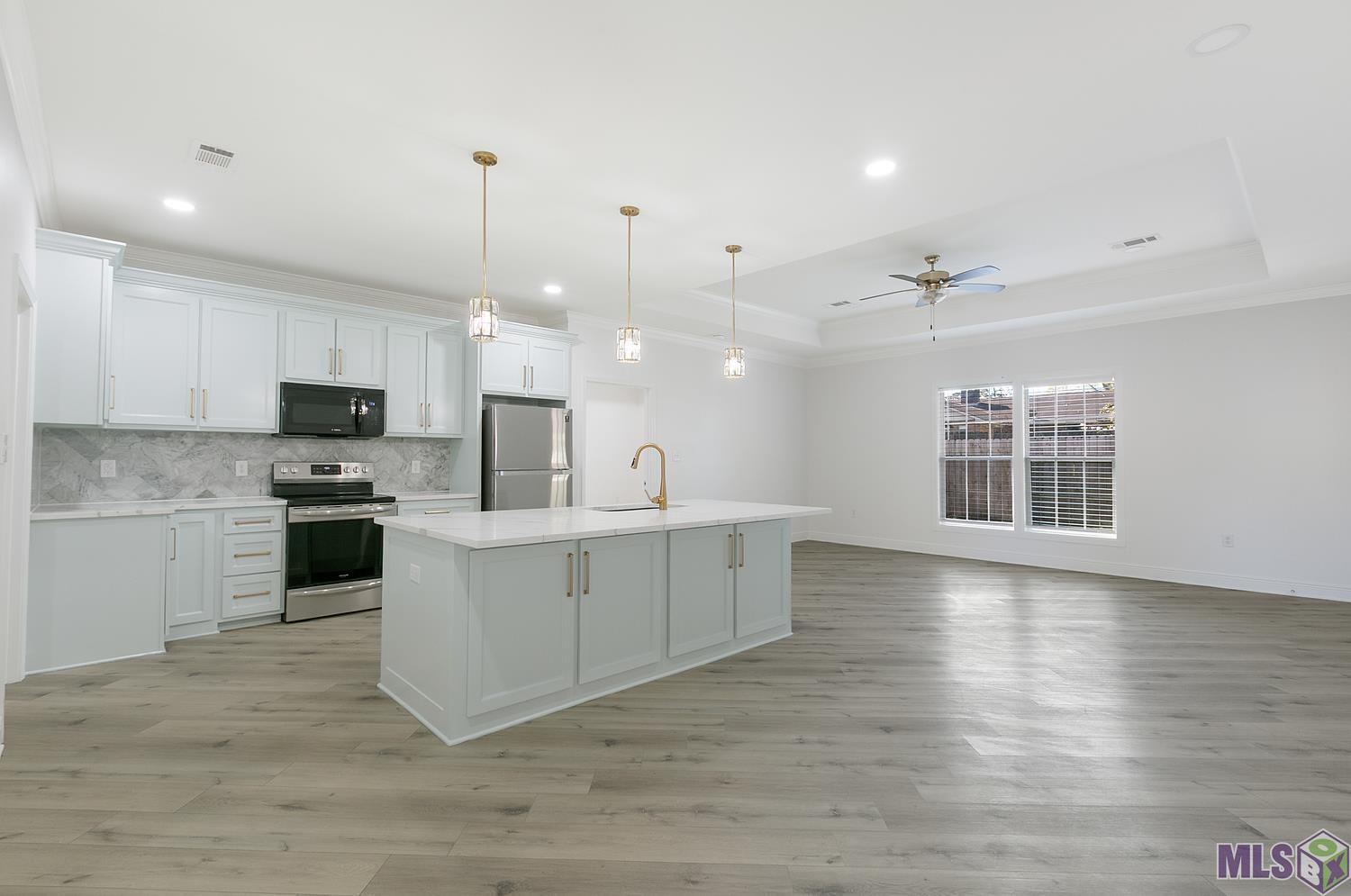 9536 Avis Avenue Baton Rouge, LA 70810 - Photo 3 of 13