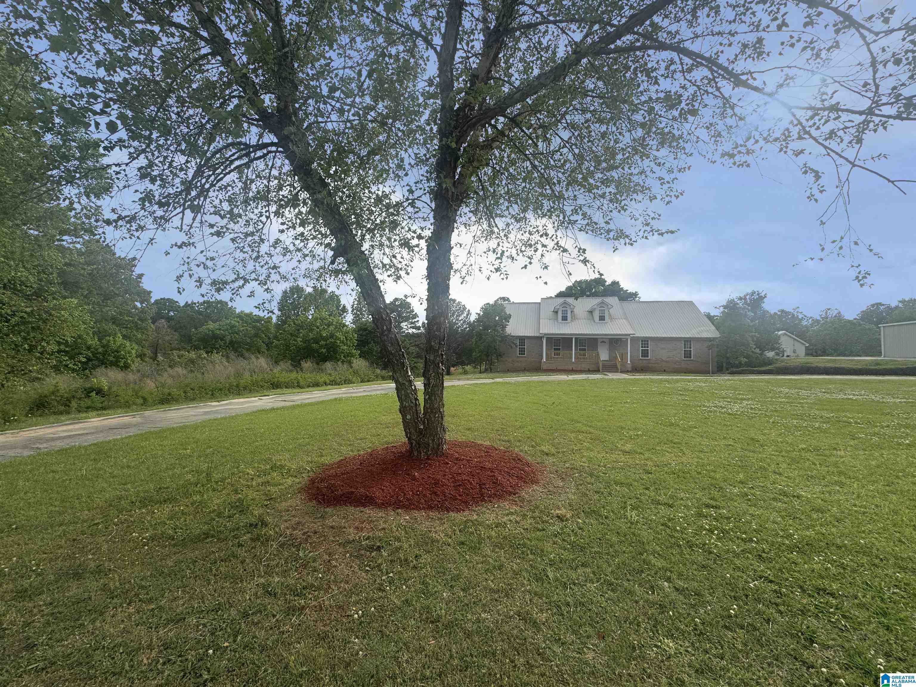 1914 Loop Road Moody, AL 35004 - Photo 9 of 46