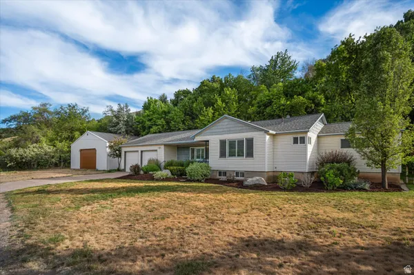 $635,000 | 185 East South Weber Drive, South Weber, UT 84405