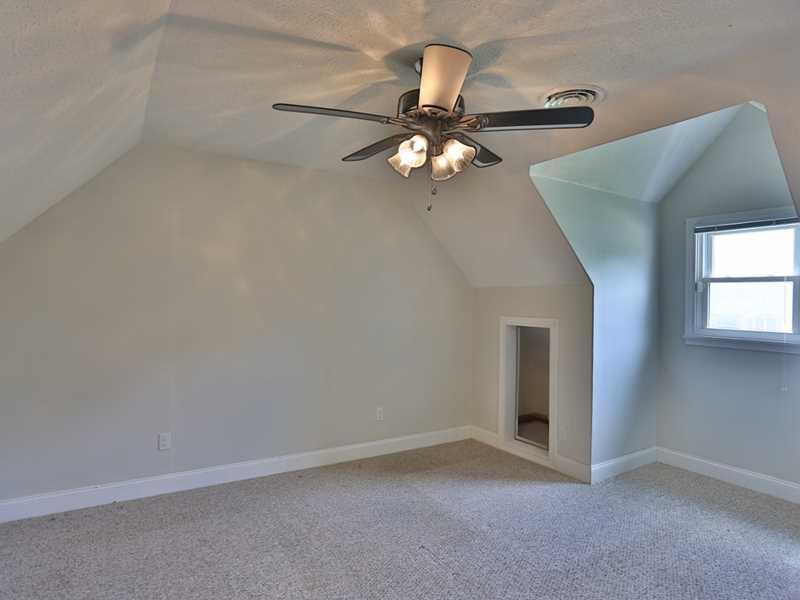 15698 Lin Road Fortville, IN 46040 - Photo 10 of 13 Gallery Image 10