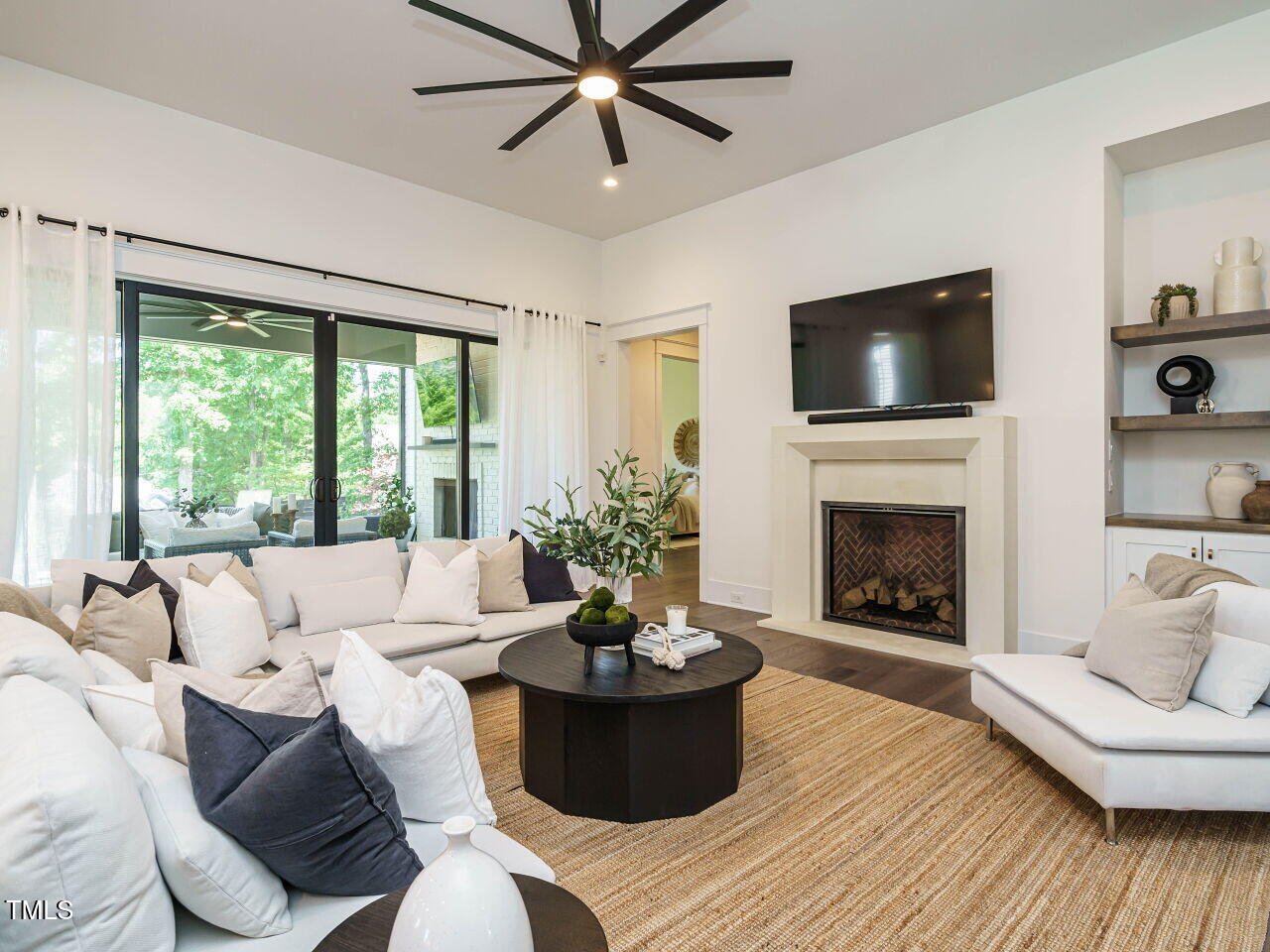 602 Shelley Road Raleigh, NC 27609 - Photo 13 of 64 012-1280x960-living-room