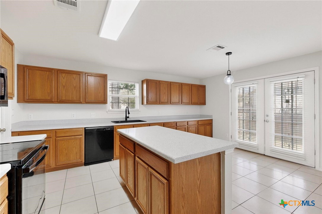 109 Comal Cove Elgin, TX 78621 - Photo 25 of 35