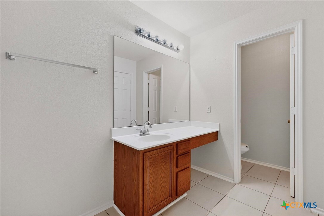 109 Comal Cove Elgin, TX 78621 - Photo 31 of 35