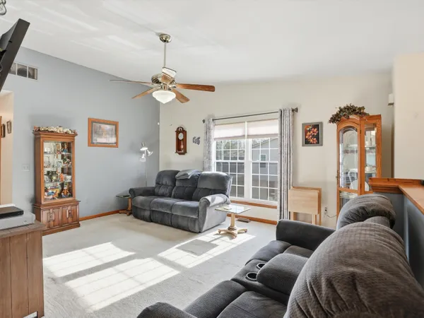 $164,000 | 36796 Lakeview Lane, Richmond, MI 48062