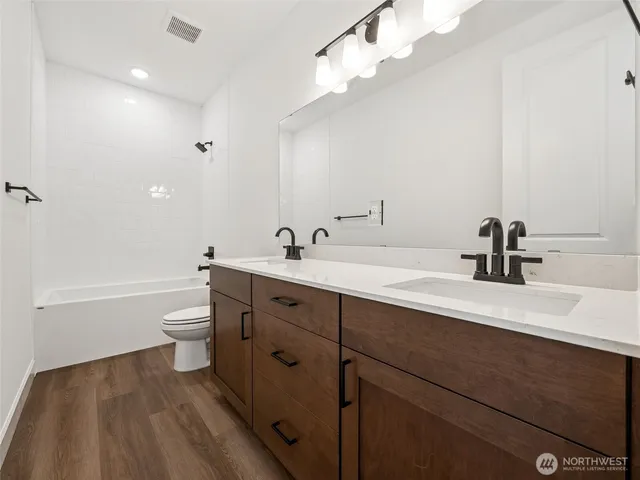 $849,990 | 20267 145th Street East, Unit 858, Bonney Lake, WA 98391