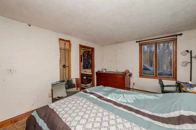 $299,000 | 125 Blackwater Road, Rochester, NH 03867