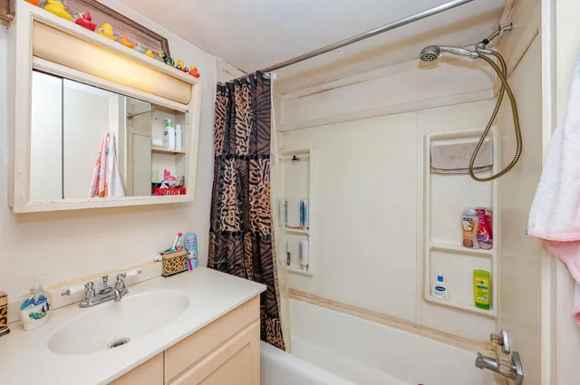 $299,000 | 125 Blackwater Road, Rochester, NH 03867