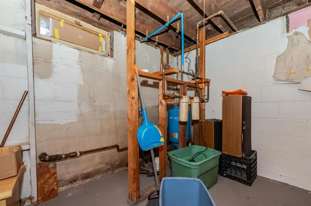 $299,000 | 125 Blackwater Road, Rochester, NH 03867