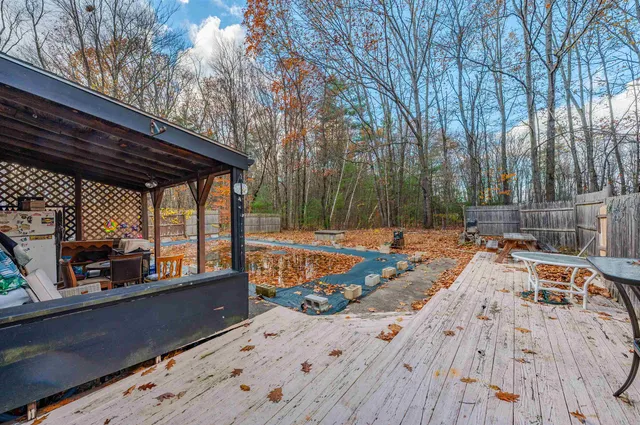 $299,000 | 125 Blackwater Road, Rochester, NH 03867