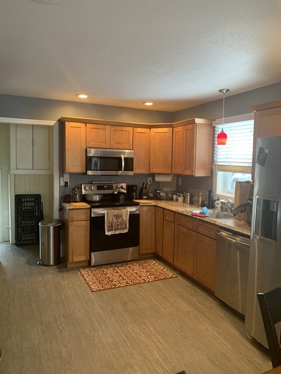 3 Turner Street Springfield, MA 01108 - Photo 3 of 15
