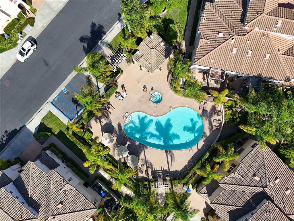 3073 Via Maximo Carlsbad, CA 92009 - Photo 2 of 21 Pristine pool gated community