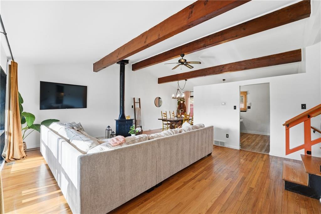 2878 Old Plank Road New Castle, PA 16105 - Photo 2 of 11