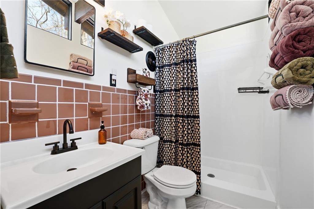 2878 Old Plank Road New Castle, PA 16105 - Photo 8 of 11