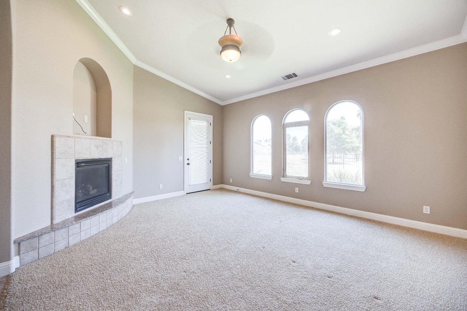 13065 Ridgewood Way Chowchilla, CA 93610 - Photo 7 of 10 Gallery Image 7
