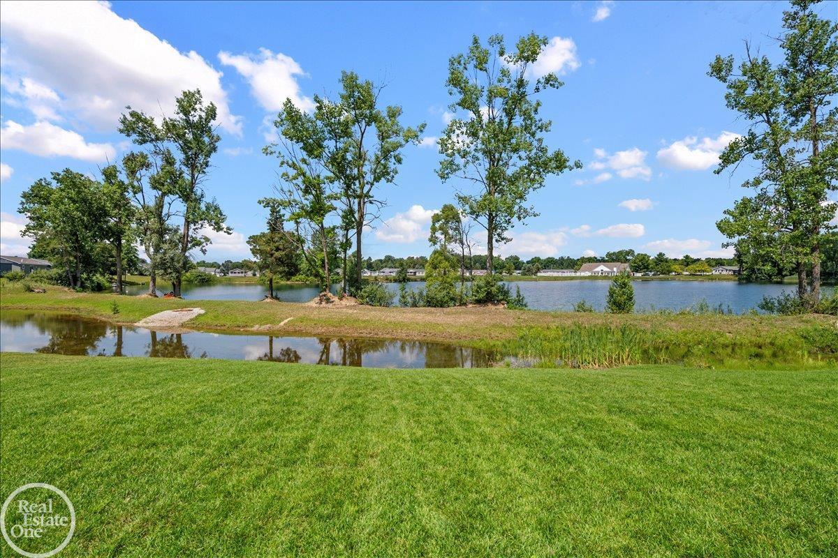 184 Riviera Drive Lapeer, MI 48446 - Photo 26 of 35 50214279-ef791eb4-7058-439a-a2c2-17fcff976b17.JPG