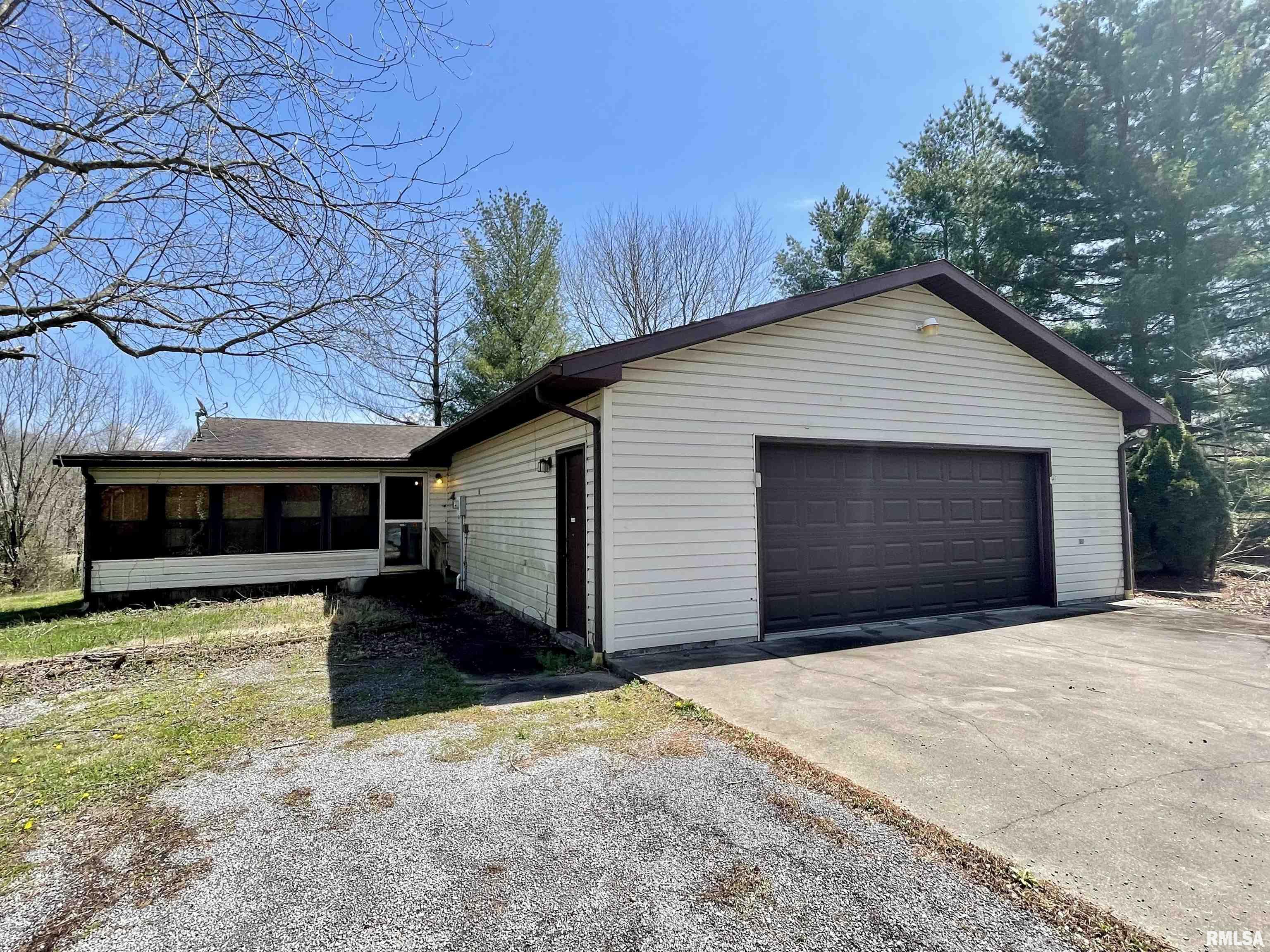 505 Vines Road Cobden, IL 62920 - Photo 2 of 24 Gallery Image 2