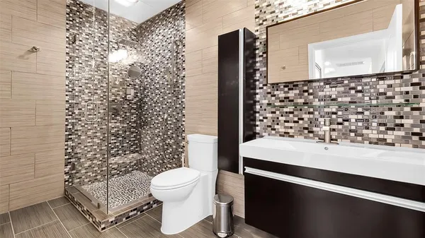 $489,000 | 3225 Turtle Creek Boulevard, Unit 917, Dallas, TX 75219
