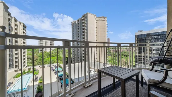 $489,000 | 3225 Turtle Creek Boulevard, Unit 917, Dallas, TX 75219