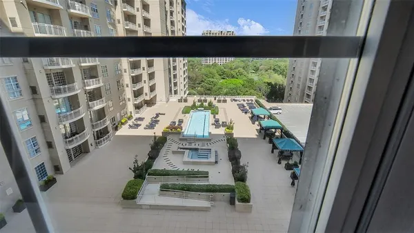 $489,000 | 3225 Turtle Creek Boulevard, Unit 917, Dallas, TX 75219