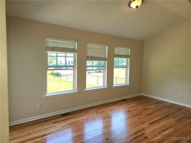 $494,900 | 5839 Pinehurst Court, Hamburg, NY 14085