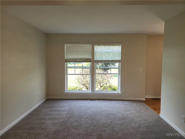 $494,900 | 5839 Pinehurst Court, Hamburg, NY 14085