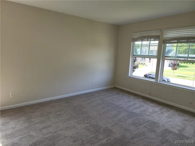 $494,900 | 5839 Pinehurst Court, Hamburg, NY 14085