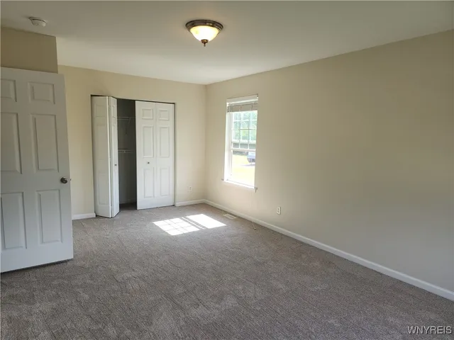 $494,900 | 5839 Pinehurst Court, Hamburg, NY 14085