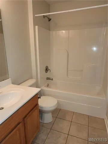 $494,900 | 5839 Pinehurst Court, Hamburg, NY 14085