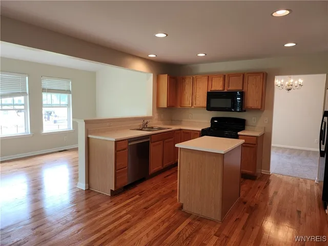 $494,900 | 5839 Pinehurst Court, Hamburg, NY 14085