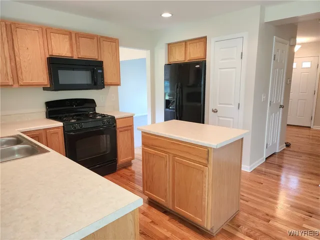 $494,900 | 5839 Pinehurst Court, Hamburg, NY 14085