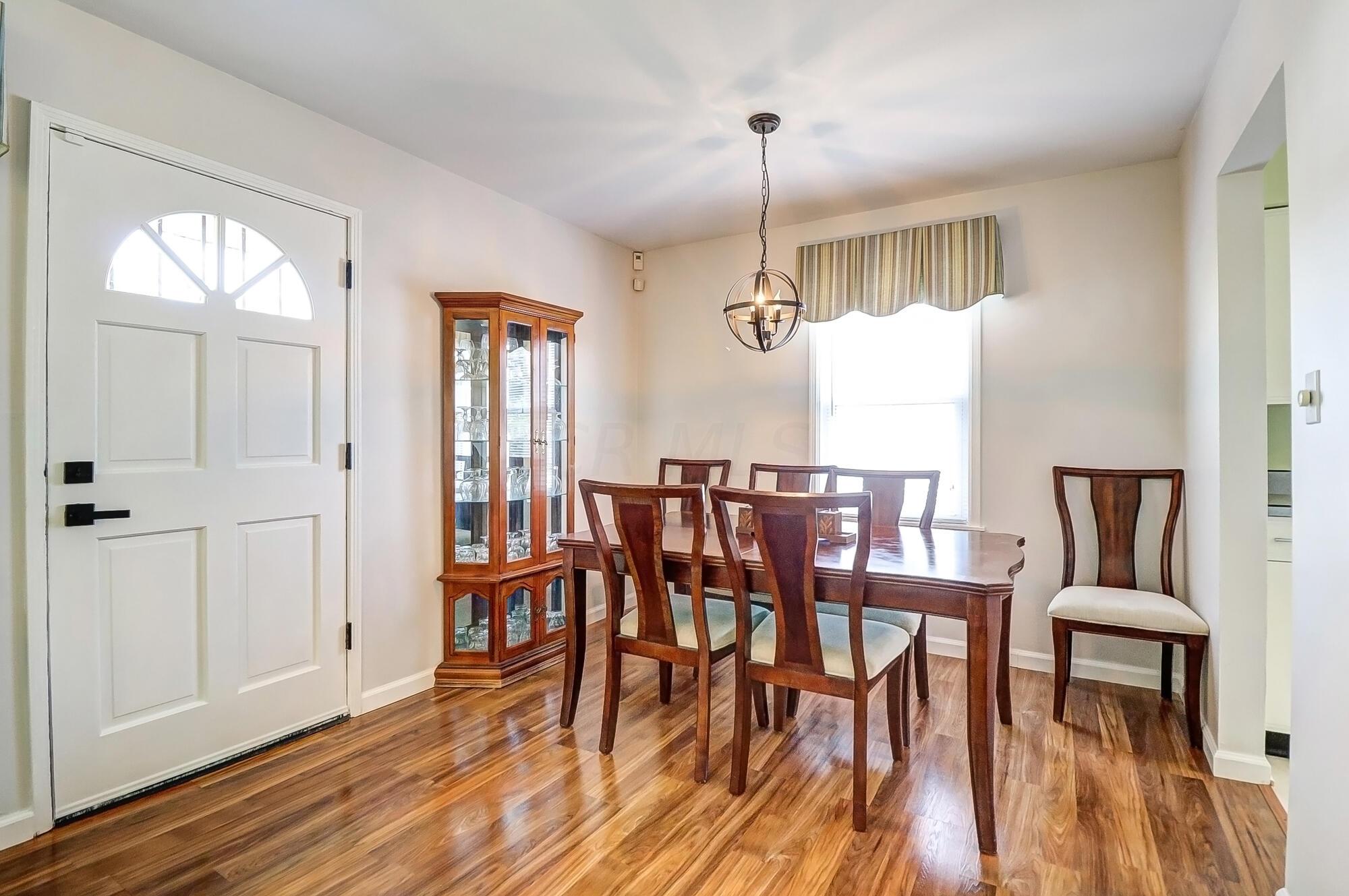 2939 Templeton Road Columbus, OH 43209 - Photo 13 of 33 Dining Room