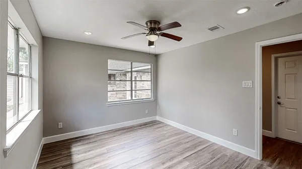 $385,000 | 4914 29th Street, Dickinson, TX 77539