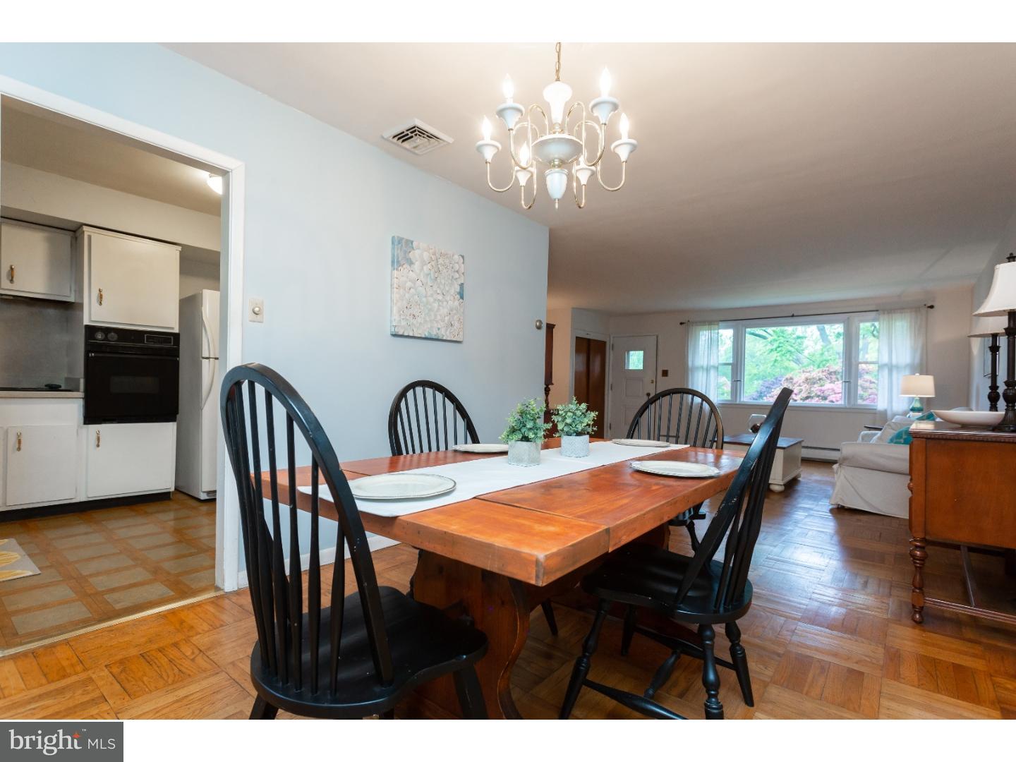 107 Brookside Road Newtown Square, PA 19073 - Photo 8 of 25 Dining Room
