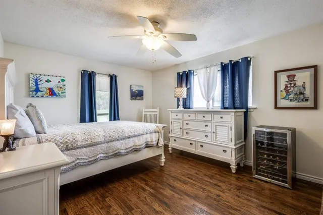 $725,000 | 677 Farm To Market Road 3356, Van Alstyne, TX 75495