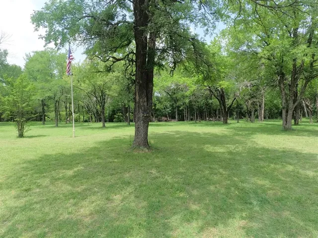 $725,000 | 677 Farm To Market Road 3356, Van Alstyne, TX 75495