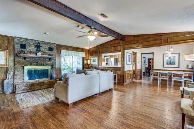 $725,000 | 677 Farm To Market Road 3356, Van Alstyne, TX 75495