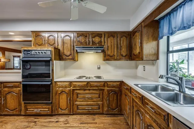 $725,000 | 677 Farm To Market Road 3356, Van Alstyne, TX 75495