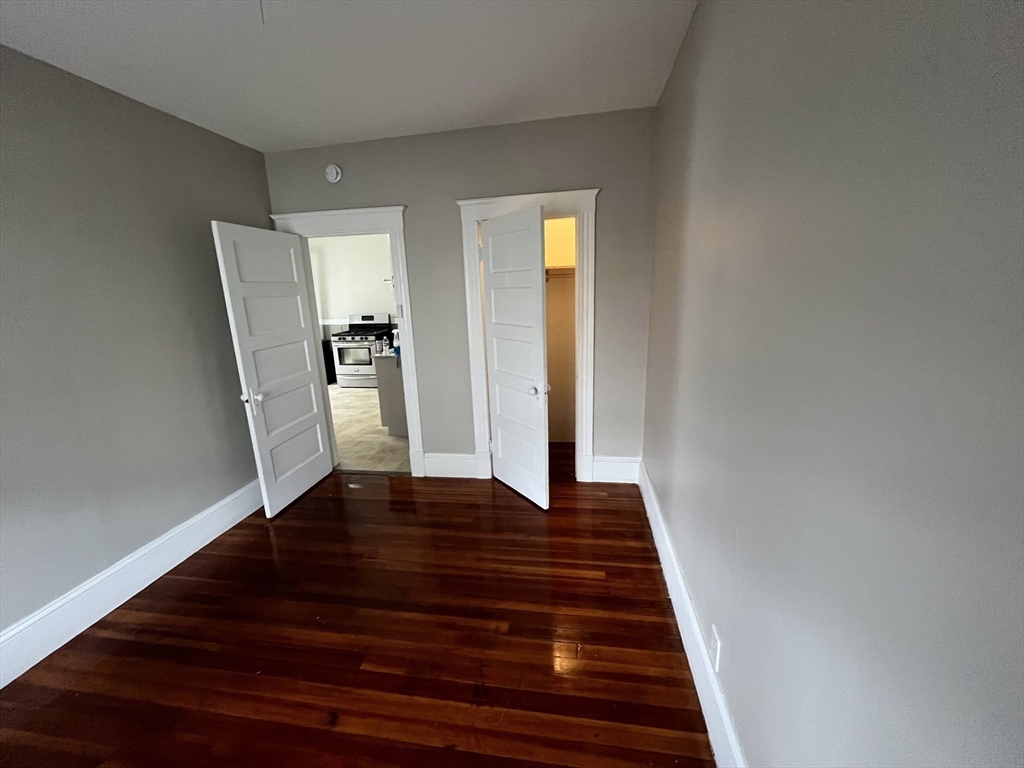 26-28 Parker Street Springfield, MA 01151 - Photo 6 of 12