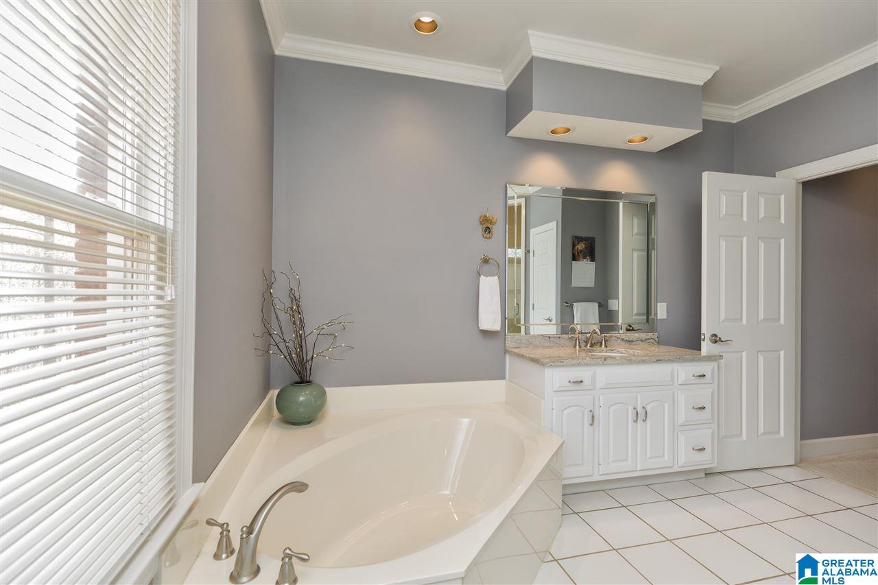 136 Windsor Circle Pelham, AL 35124 - Photo 25 of 49