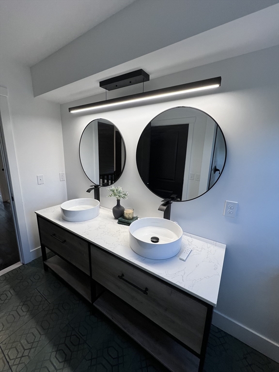 429 Old County Road Westport, MA 02790 - Photo 28 of 42 Gallery Image 28