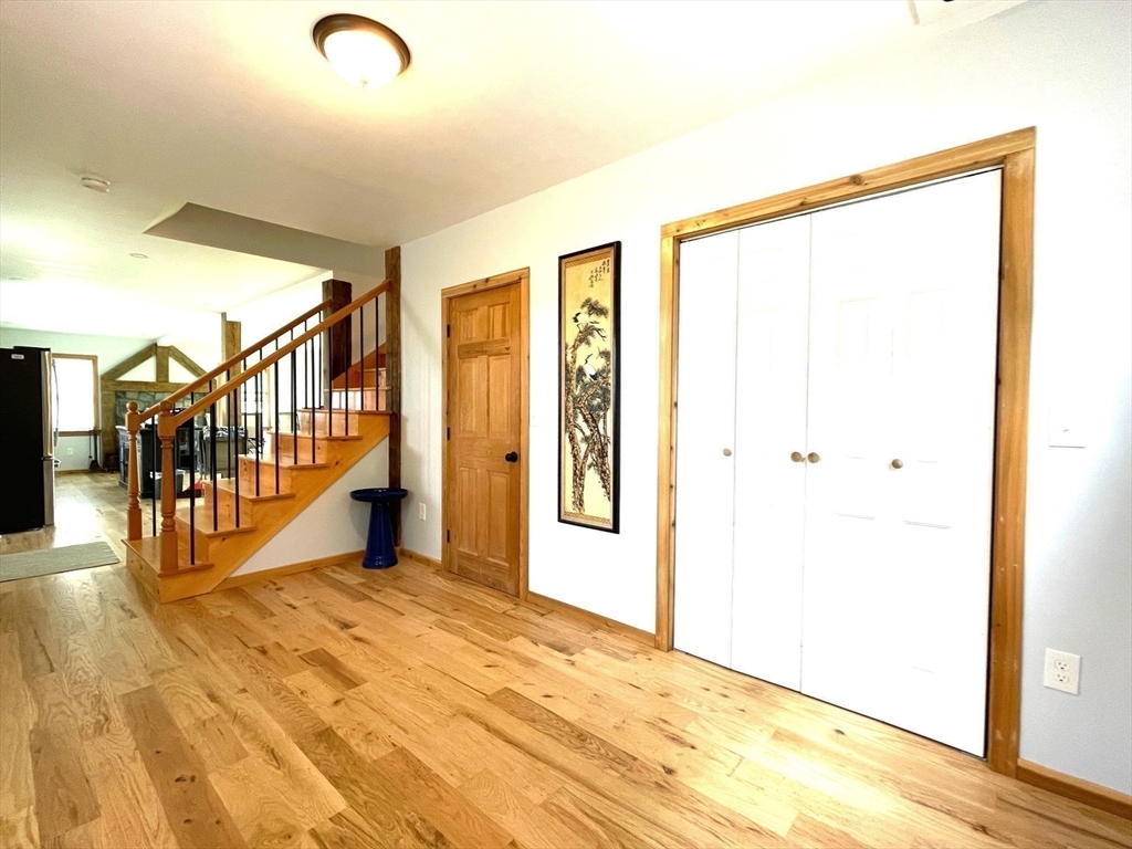 178 Shore Road East Brookfield, MA 01515 - Photo 9 of 24