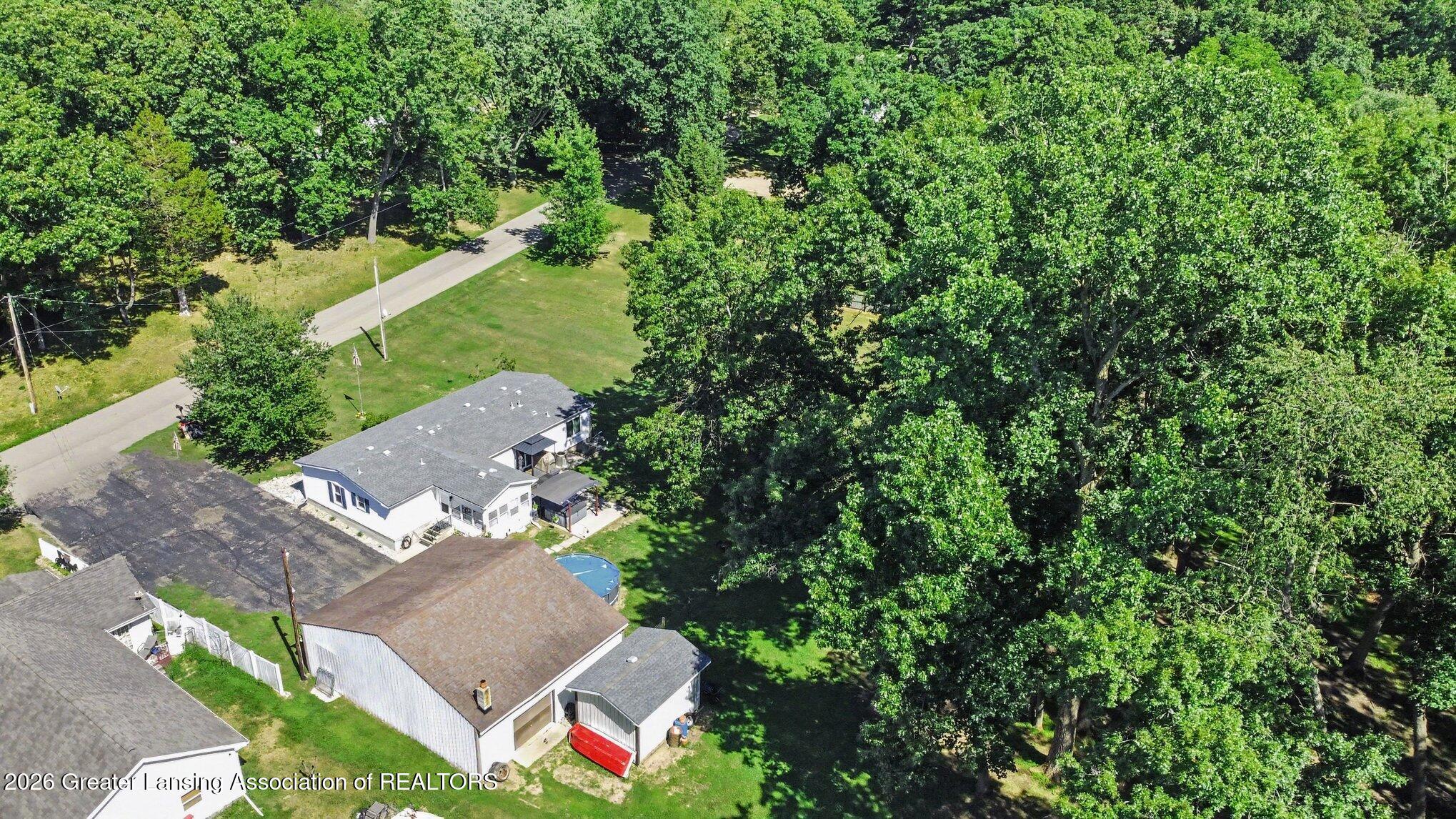 8995 River Park Road Jackson, MI 49201 - Photo 24 of 25 011_file_8595