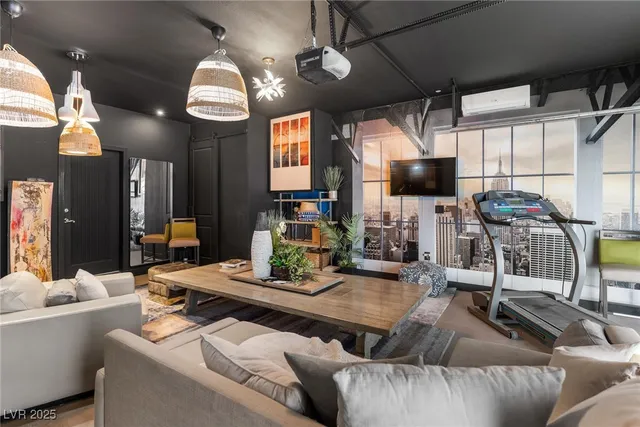 $12,000 | 1804 Plantea Court, Las Vegas, NV 89117