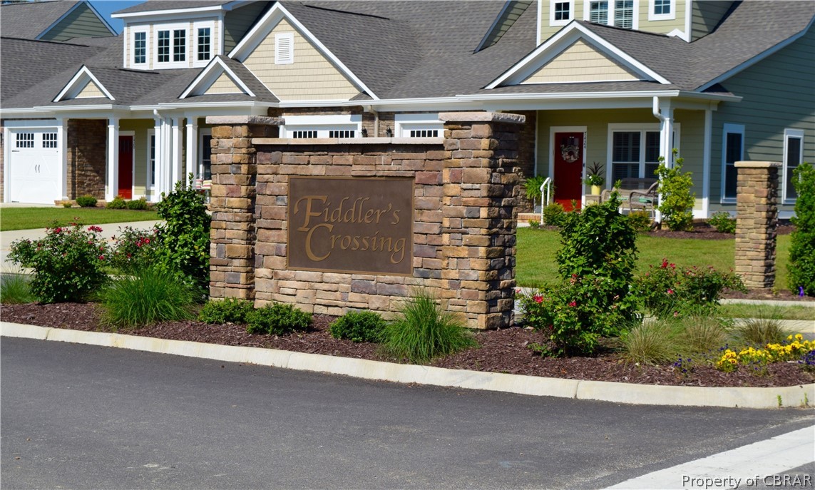7395 Sinclair Way Gloucester, VA 23061 - Photo 1 of 12 Welcome to Fiddler's Crossing