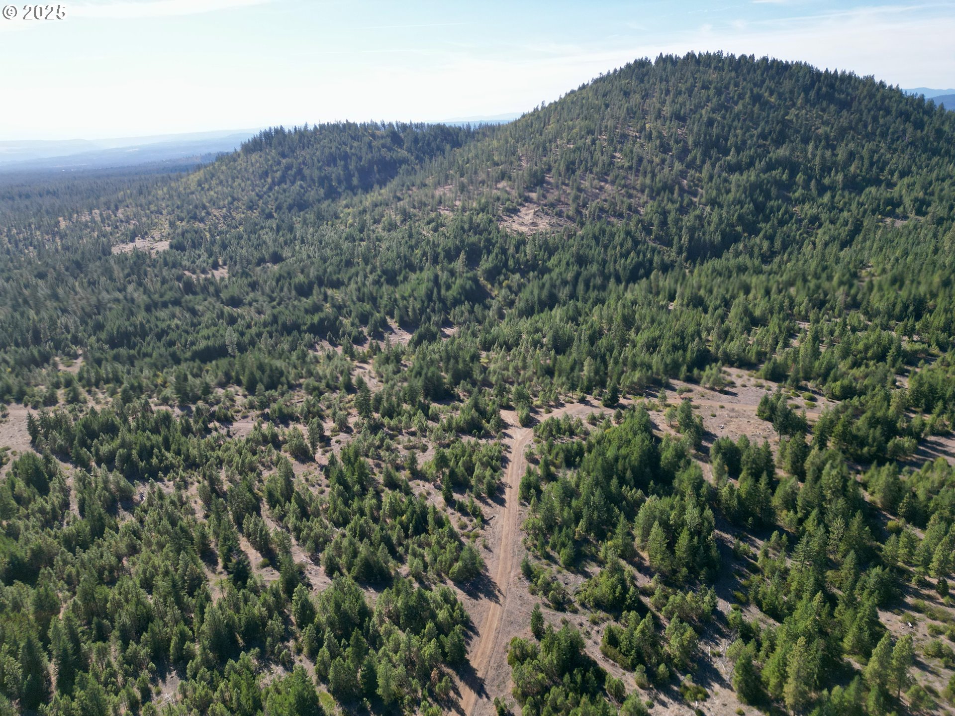 Black Butte Goldendale, WA 98620 - Photo 36 of 43 a view of a large building