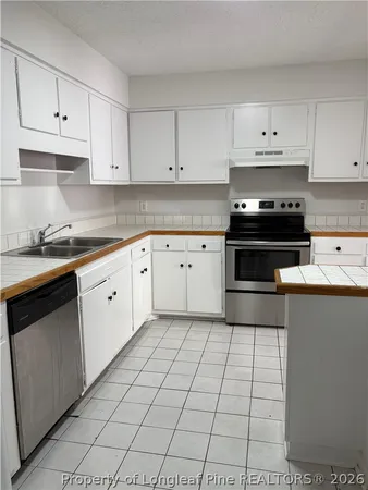 $1,575 | 571 Winding Creek Road, Unit F, Fayetteville, NC 28305