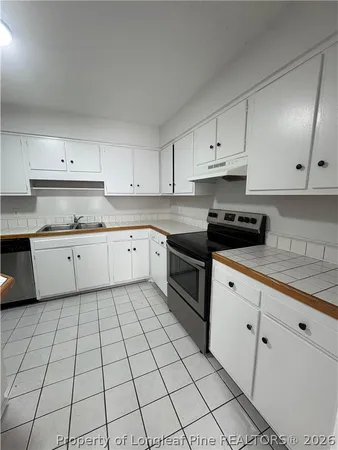 $1,575 | 571 Winding Creek Road, Unit F, Fayetteville, NC 28305