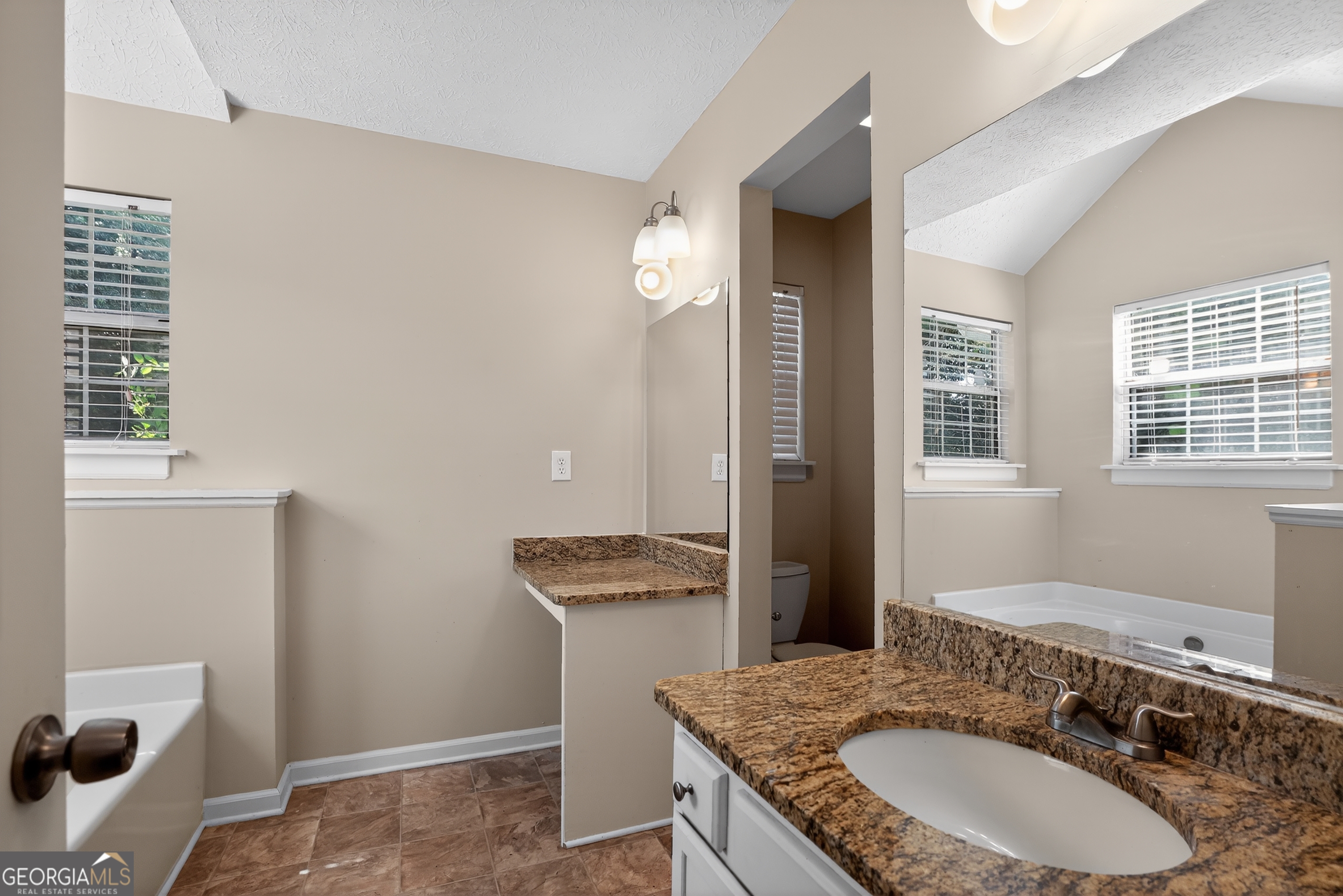 3235 Hunters Crossing Point Lithonia, GA 30038 - Photo 34 of 41